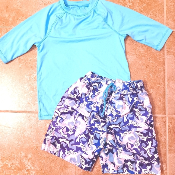 Boys 2PC Swim Trunks & Rash Guard Top - Picture 1 of 5